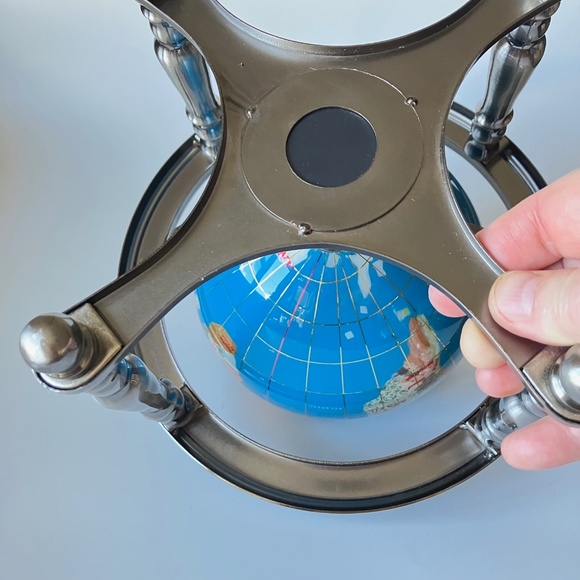 Vintage Gemstones World Globe: Lapis Lazuli Ocean, Silver Metal Stand, Compass - Picture 16 of 17